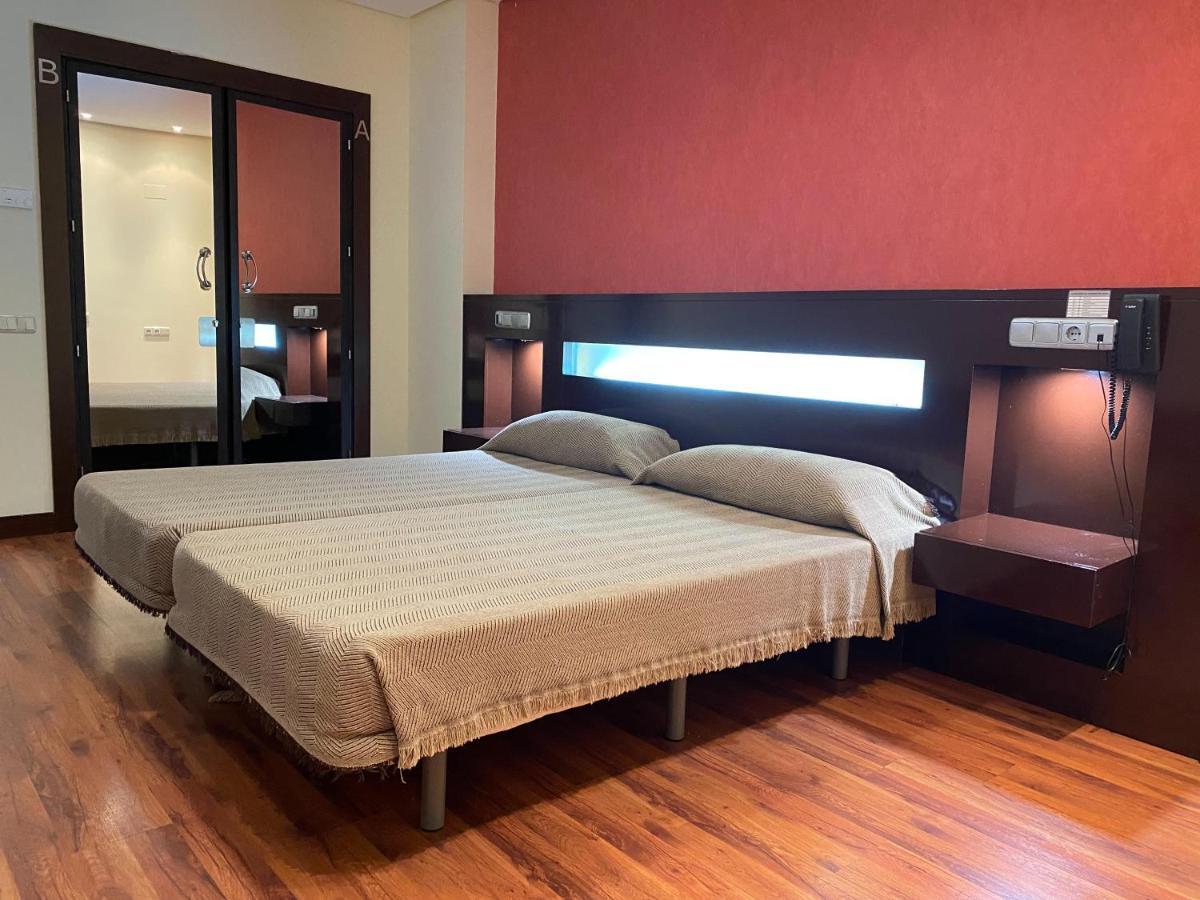 Hotel La Cantuena (Adults Only) Fuenlabrada Extérieur photo