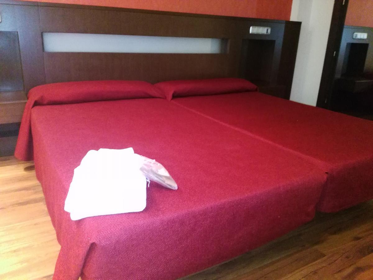 Hotel La Cantuena (Adults Only) Fuenlabrada Extérieur photo