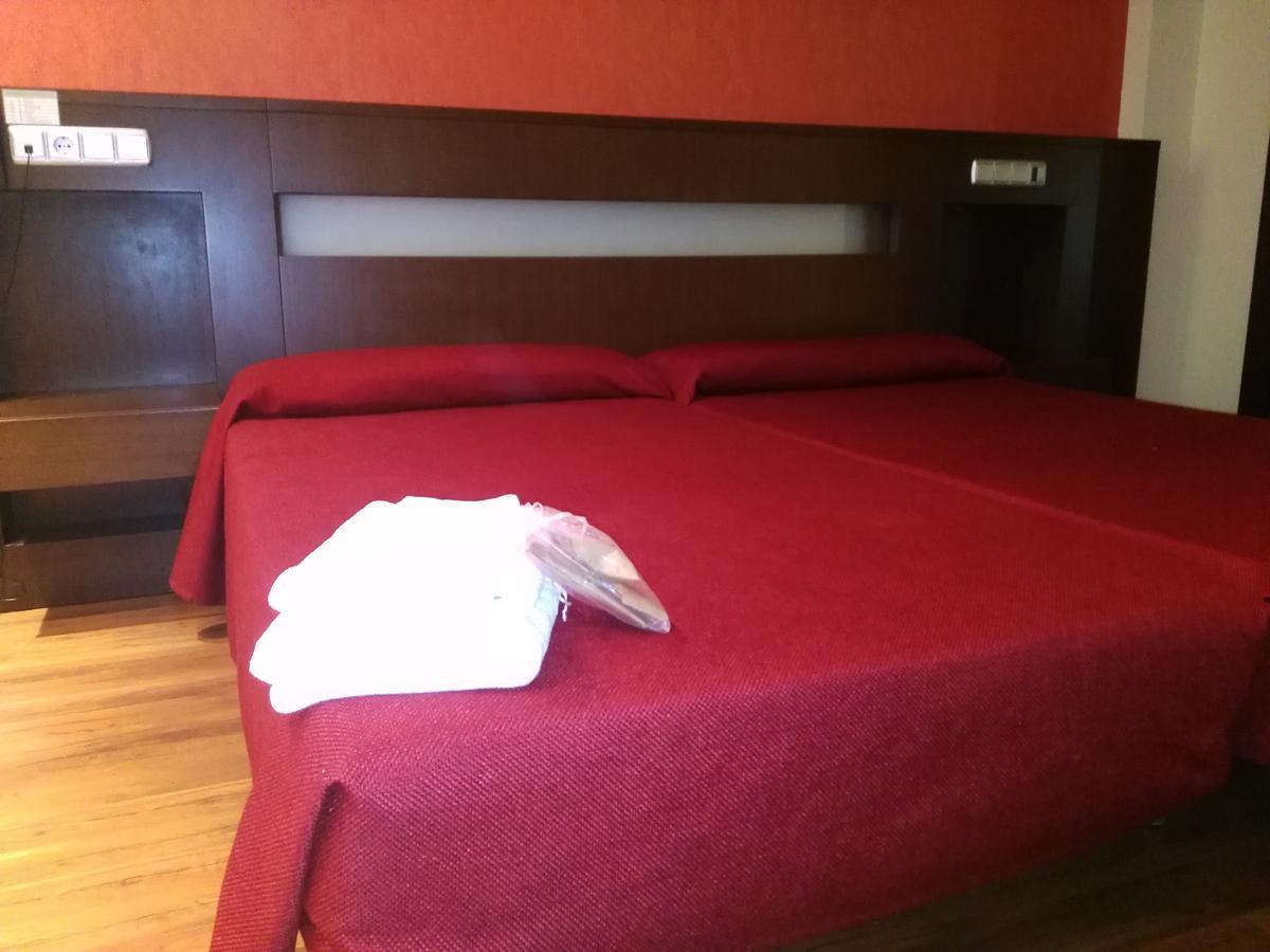 Hotel La Cantuena (Adults Only) Fuenlabrada Extérieur photo
